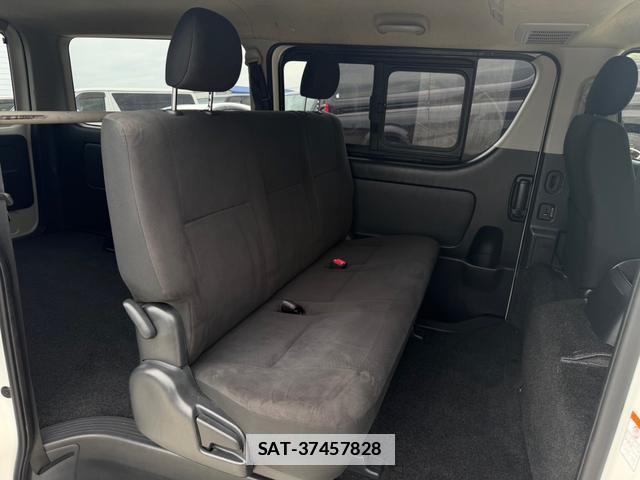 Toyota HIACE VAN 2015-09 7801025-14