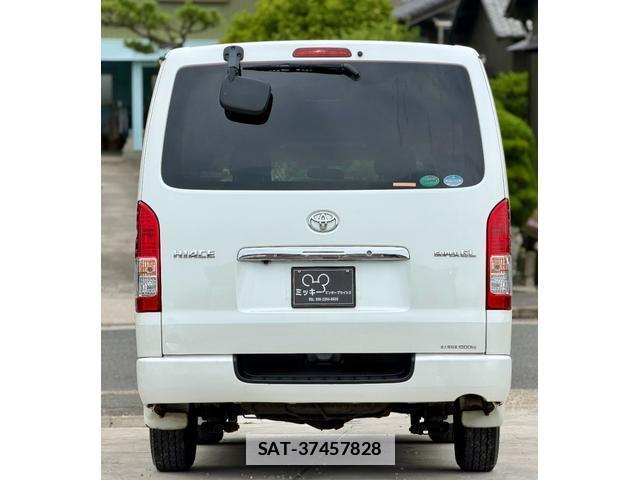 Toyota HIACE VAN 2015-09 7801025-3
