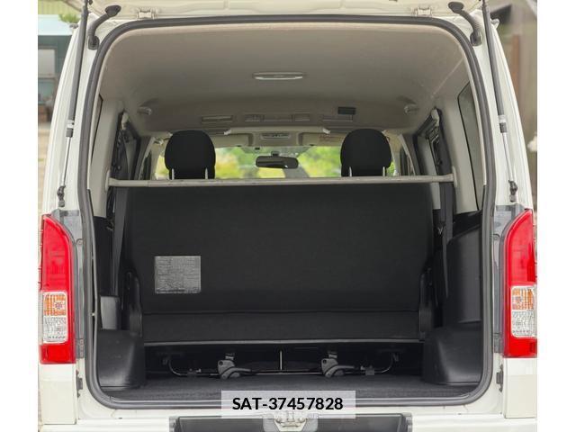 Toyota HIACE VAN 2015-09 7801025-6