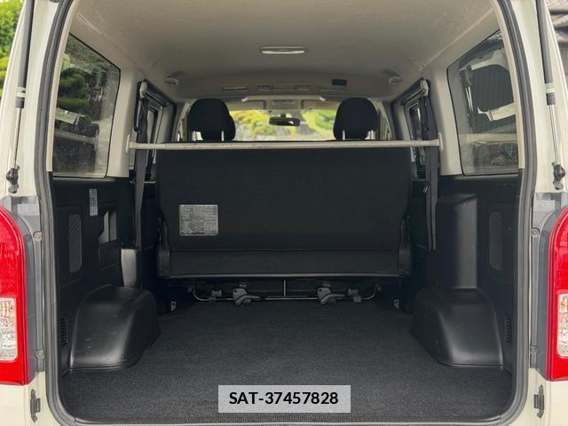 Toyota HIACE VAN 2015-09 7801025-9