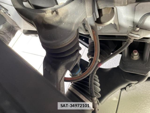 Toyota HIACE VAN 2024-06 7801572-19