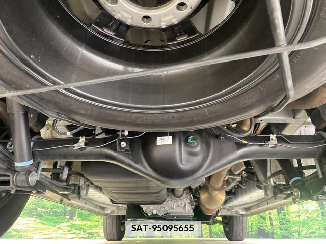 Toyota HIACE VAN 2025 7801573-18