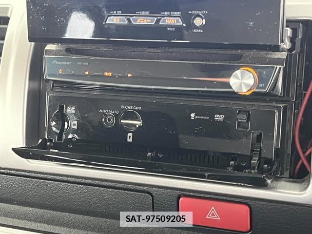 Toyota HIACE VAN 2014-06 7801933-12