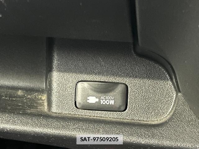 Toyota HIACE VAN 2014-06 7801933-15