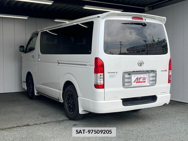 Toyota HIACE VAN 2014-06 7801933-3