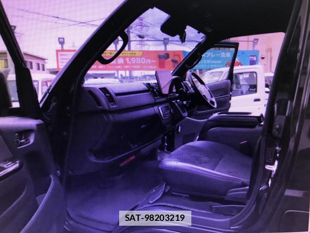 Toyota HIACE VAN 2022-06 7802155-12