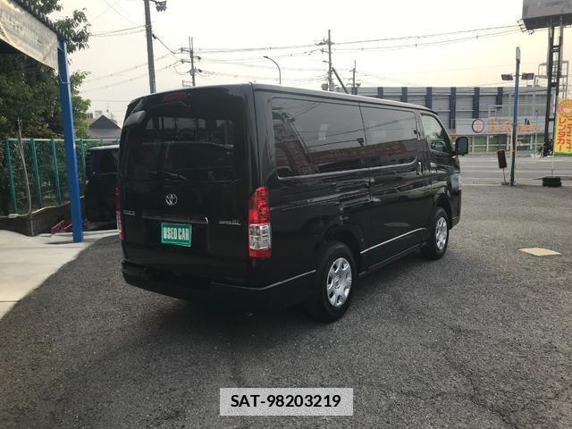 Toyota HIACE VAN 2022-06 7802155-6