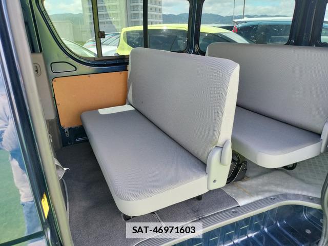 Toyota HIACE VAN 2010-01 7802349-5