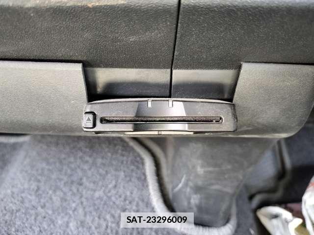 Toyota HIACE VAN 2013-02 7802351-11