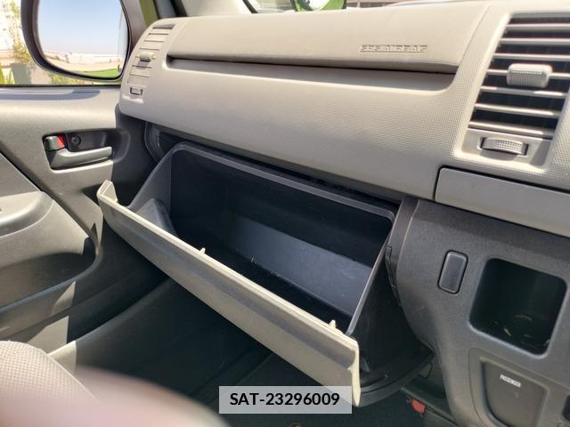 Toyota HIACE VAN 2013-02 7802351-13