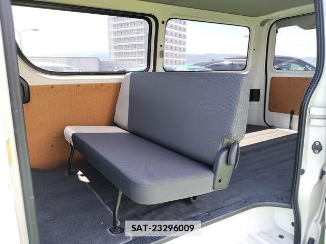 Toyota HIACE VAN 2013-02 7802351-15