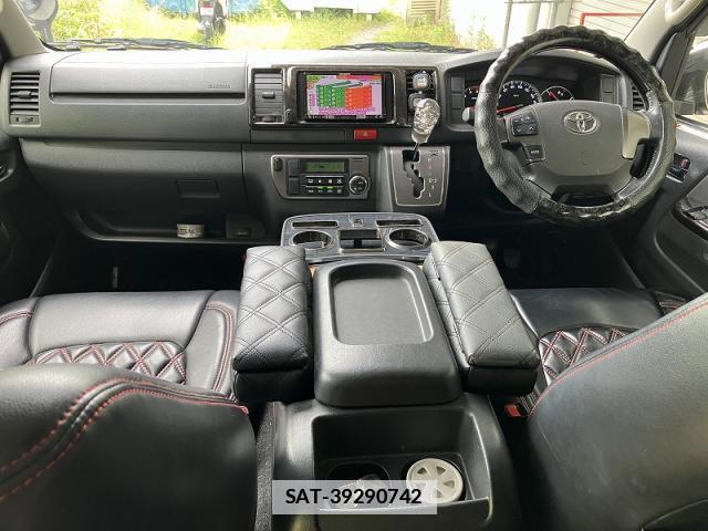Toyota HIACE VAN 2017-06 7803135-3