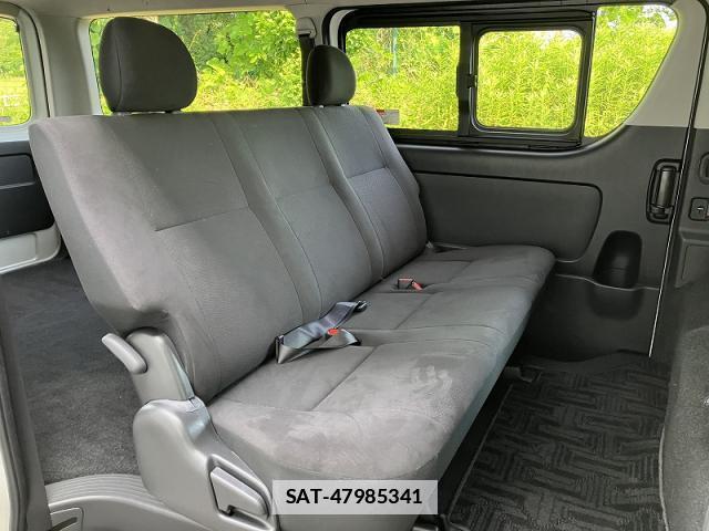 Toyota HIACE VAN 2017-05 7803146-5