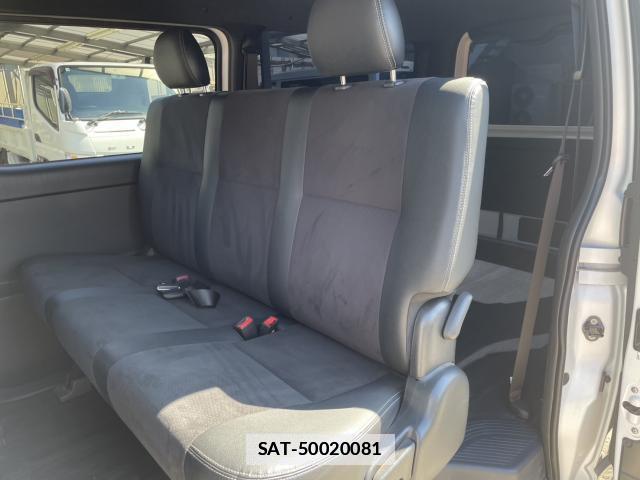 Toyota HIACE VAN 2024-05 7804012-17