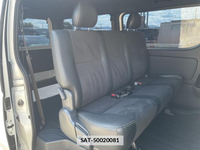 Toyota HIACE VAN 2024-05 7804012-18