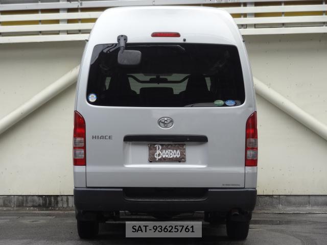 Toyota HIACE VAN 2012-04 7805159-12