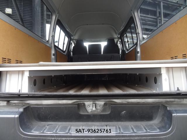 Toyota HIACE VAN 2012-04 7805159-18