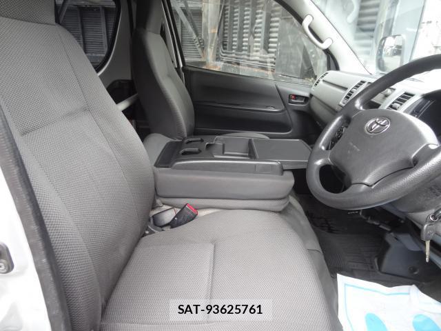 Toyota HIACE VAN 2012-04 7805159-3