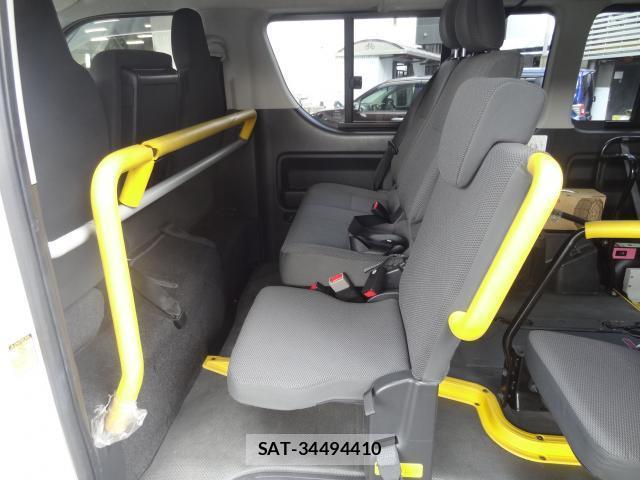 Toyota HIACE VAN 2013-06 7805181-13