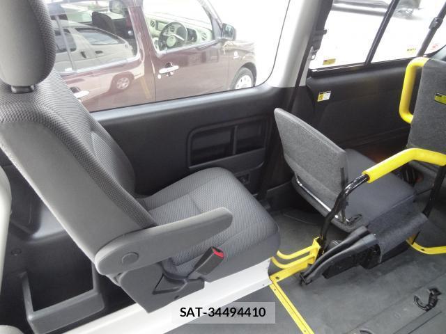 Toyota HIACE VAN 2013-06 7805181-14