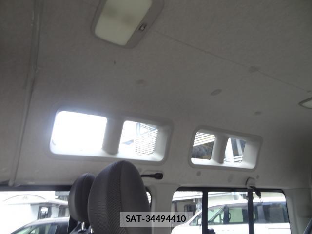 Toyota HIACE VAN 2013-06 7805181-15