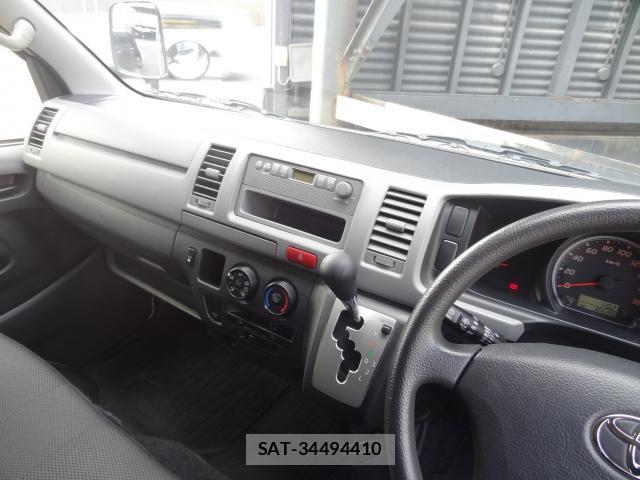 Toyota HIACE VAN 2013-06 7805181-18