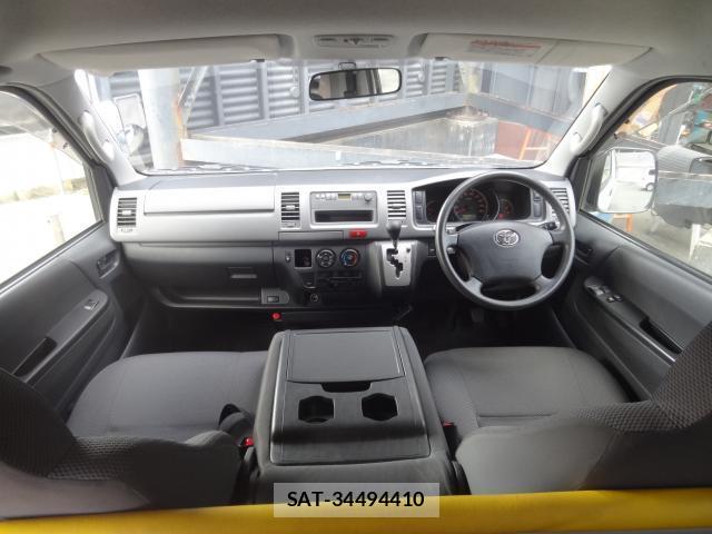 Toyota HIACE VAN 2013-06 7805181-2