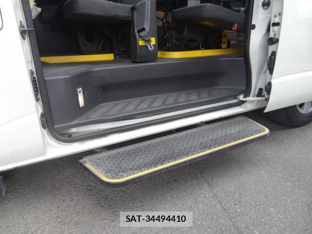 Toyota HIACE VAN 2013-06 7805181-6