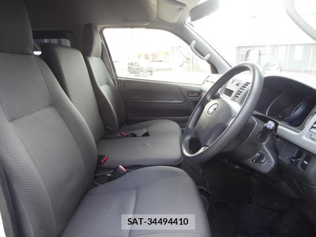 Toyota HIACE VAN 2013-06 7805181-9