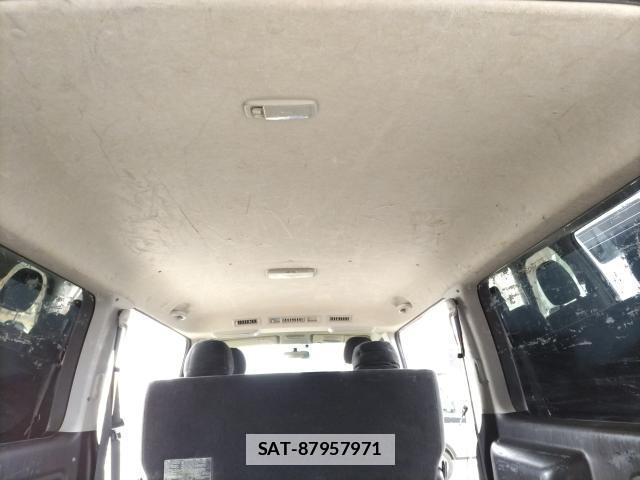Toyota HIACE VAN 2016-03 7805700-16