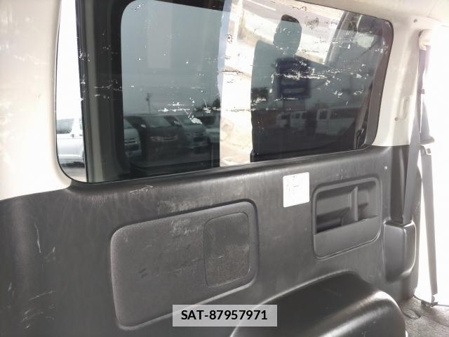 Toyota HIACE VAN 2016-03 7805700-18