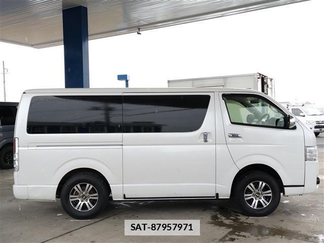 Toyota HIACE VAN 2016-03 7805700-4