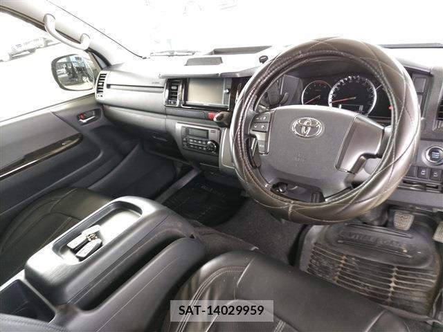 Toyota HIACE VAN 2015-03 7805707-11