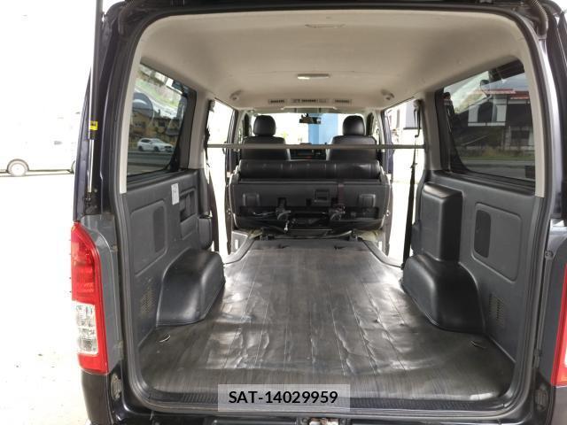 Toyota HIACE VAN 2015-03 7805707-18