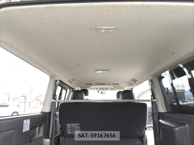 Toyota HIACE VAN 2015-04 7805716-19