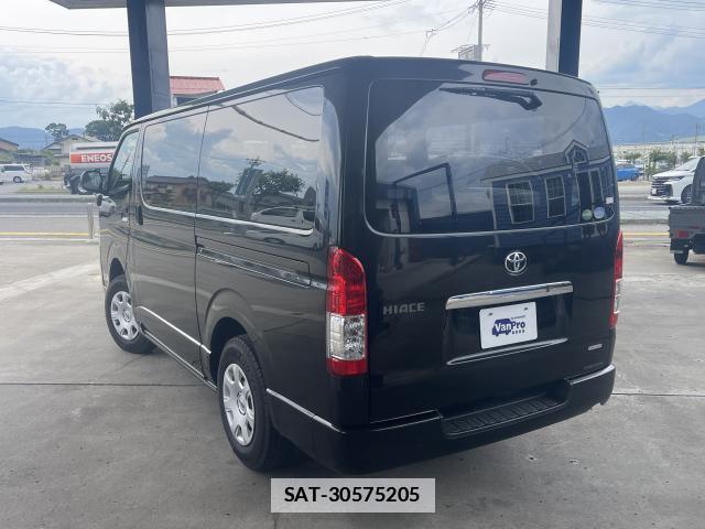Toyota HIACE VAN 2019-05 7805718-10
