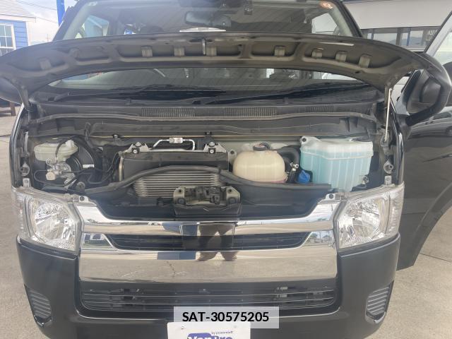 Toyota HIACE VAN 2019-05 7805718-7