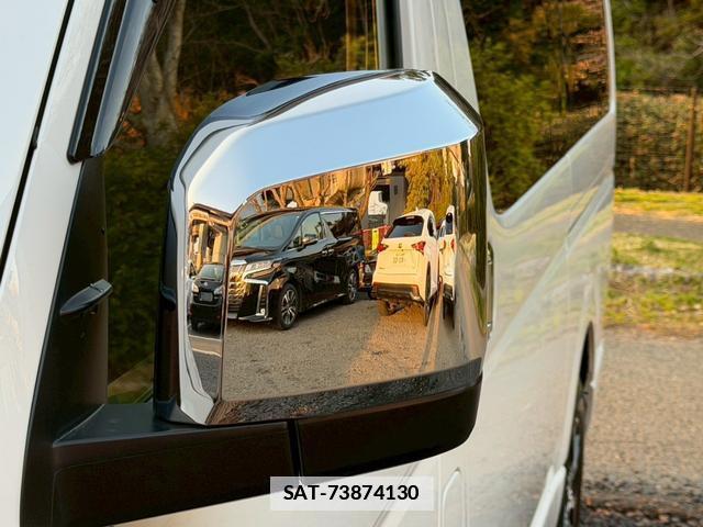 Toyota HIACE VAN 2026-02 7805968-11