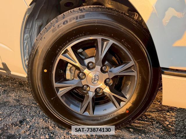 Toyota HIACE VAN 2026-02 7805968-2