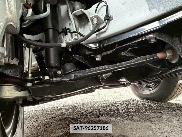 Toyota HIACE VAN 2025-08 7805969-11