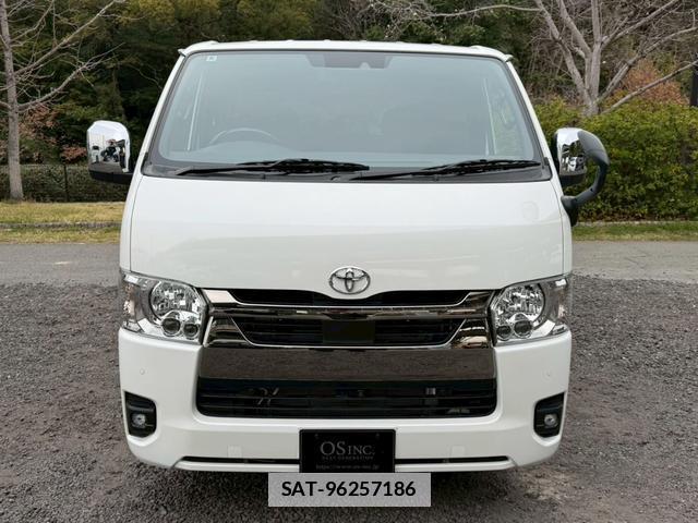 Toyota HIACE VAN 2025-08 7805969-6