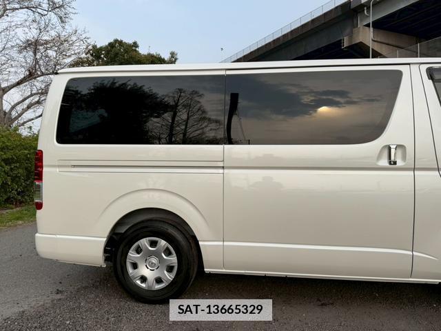 Toyota HIACE VAN 2025-05 7805971-1