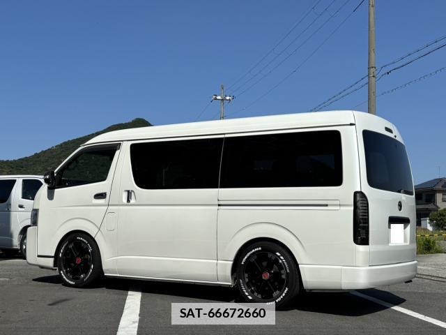 Toyota HIACE VAN 2014-12 7808083-1