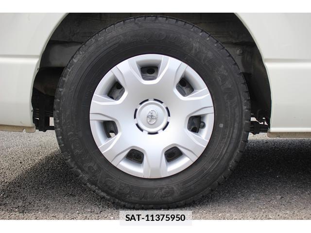 Toyota HIACE VAN 2020-09 7809326-17