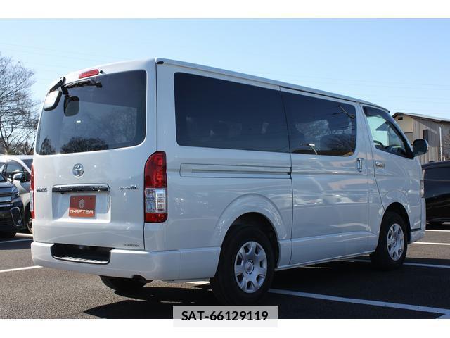 Toyota HIACE VAN 2020-09 7809460-12