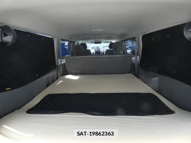 Toyota HIACE VAN 2005-05 7809751-5