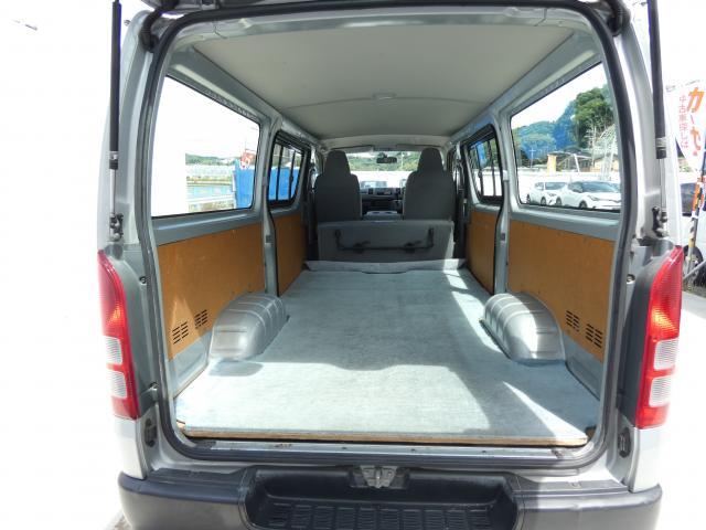 Toyota HIACE VAN 2004-11 7809758-18