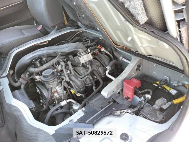 Toyota HIACE VAN 2013-03 7809852-15