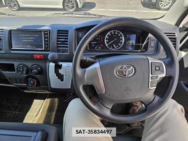 Toyota HIACE VAN 2024-05 7809924-4