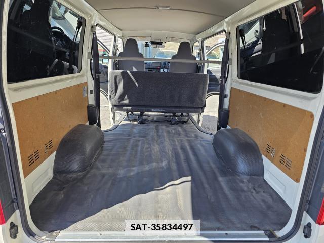 Toyota HIACE VAN 2024-05 7809924-9